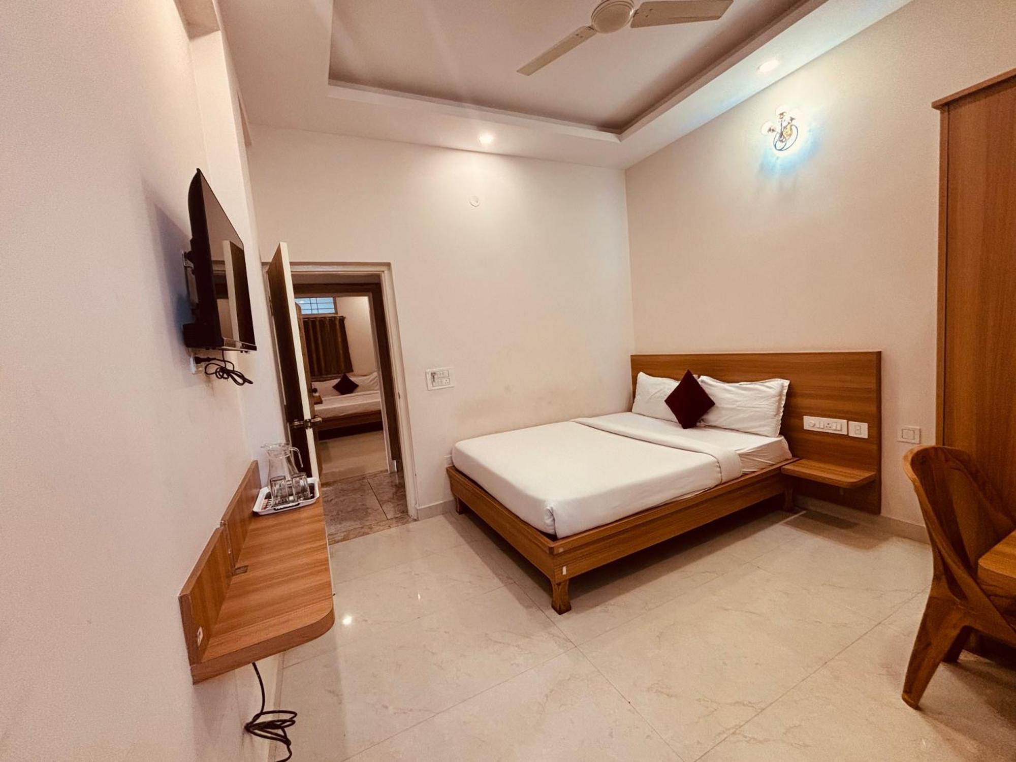 Seema Palace Inn 1 Km From Railwaystaion Mysore Eksteriør bilde